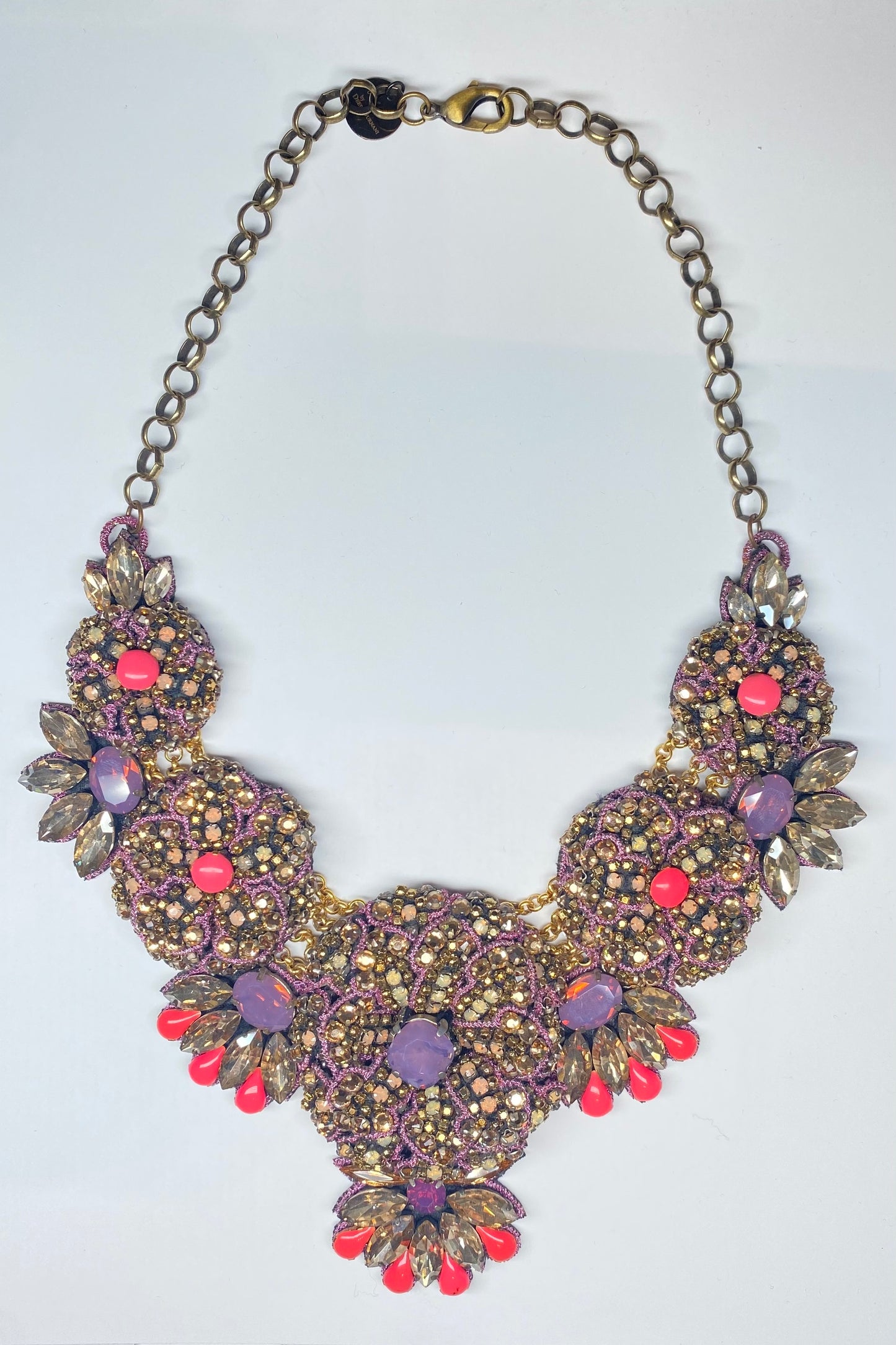Pink-Purple Detail Collar